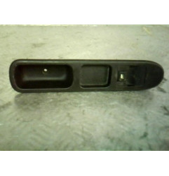 Interrupteur de leve vitre avant droit PEUGEOT 307 Photo n°1