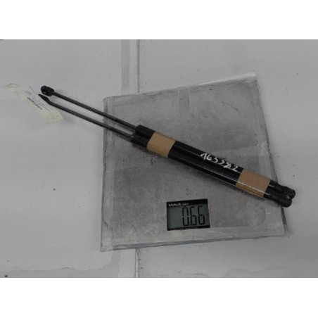 Verin de coffre FORD FIESTA 6 Photo n°1