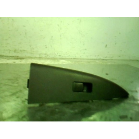 Interrupteur de leve vitre avant droit NISSAN NOTE 1 Photo n°1