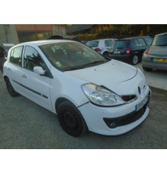 Capot RENAULT CLIO 3 Photo n°4