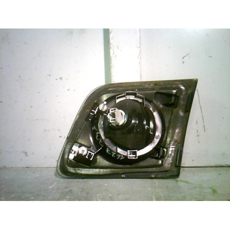 Feu arriere secondaire gauche (feux) MAZDA 3 1