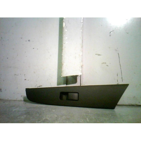 Interrupteur de leve vitre arriere droit MAZDA 3 1 Photo n°1