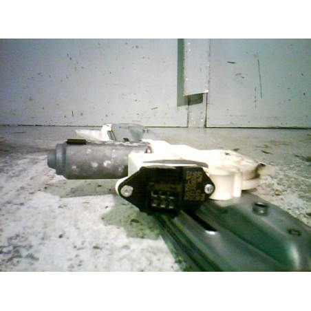 Moteur leve vitre arriere gauche OPEL SIGNUM