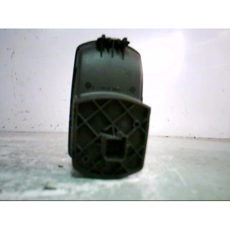 Interrupteur de leve vitre avant droit OPEL CORSA D