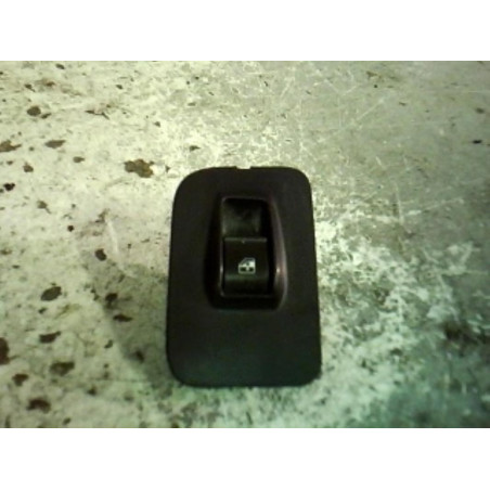 Interrupteur de leve vitre avant droit CITROEN NEMO Photo n°1