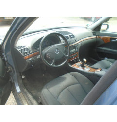 Verin de capot MERCEDES CLASSE E 211 Photo n°6