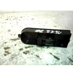 Interrupteur de leve vitre avant droit OPEL ZAFIRA B