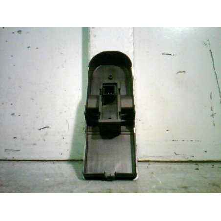 Interrupteur de leve vitre avant droit OPEL ASTRA H