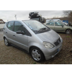 Trappe d'essence MERCEDES CLASSE A 168 Photo n°6