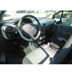 Trappe d'essence MERCEDES CLASSE A 168 Photo n°7