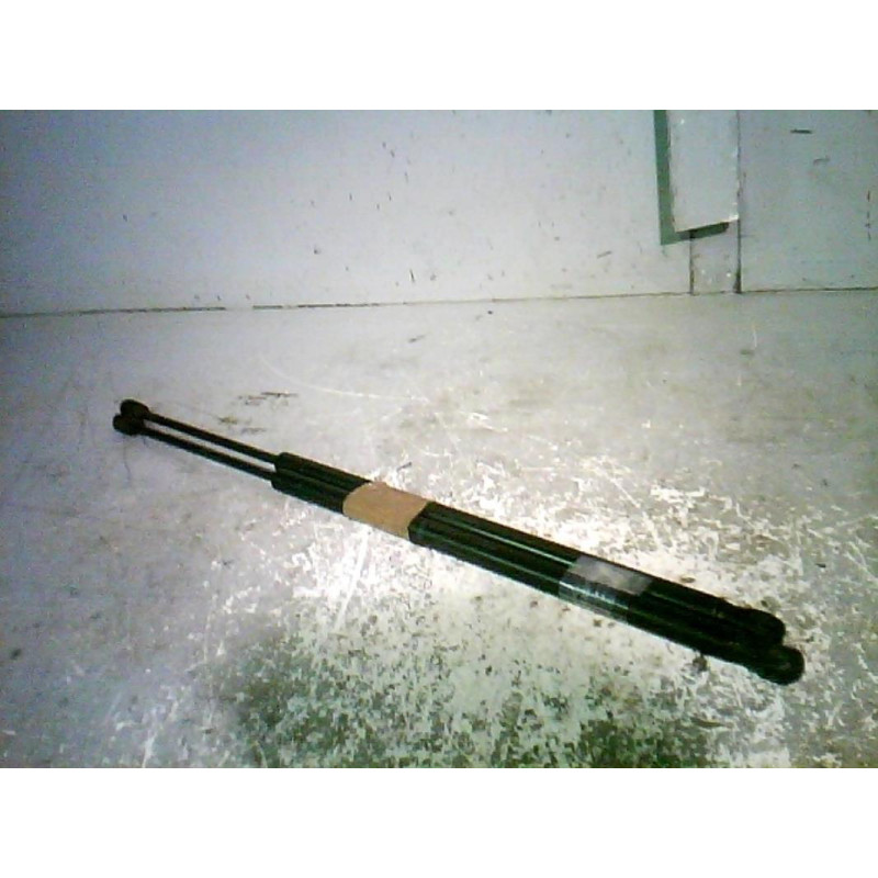 Verin de coffre FORD FIESTA 5