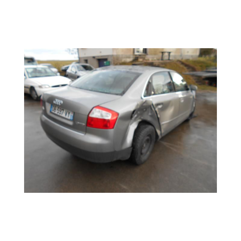 Verin de coffre AUDI A4 2