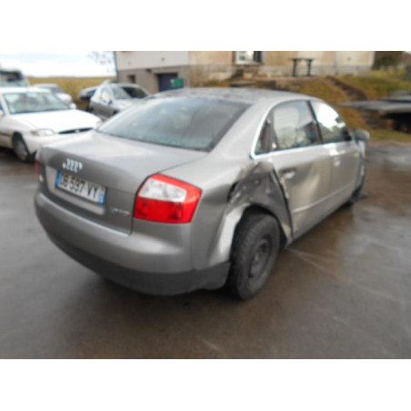 Verin de coffre AUDI A4 2