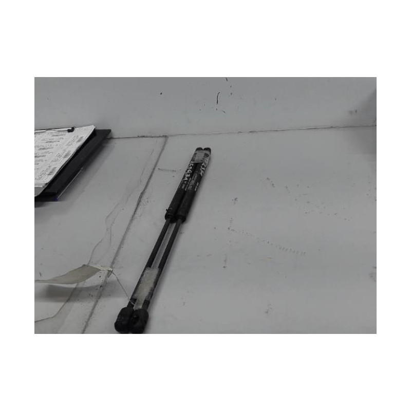 Verin de coffre FIAT PUNTO 2