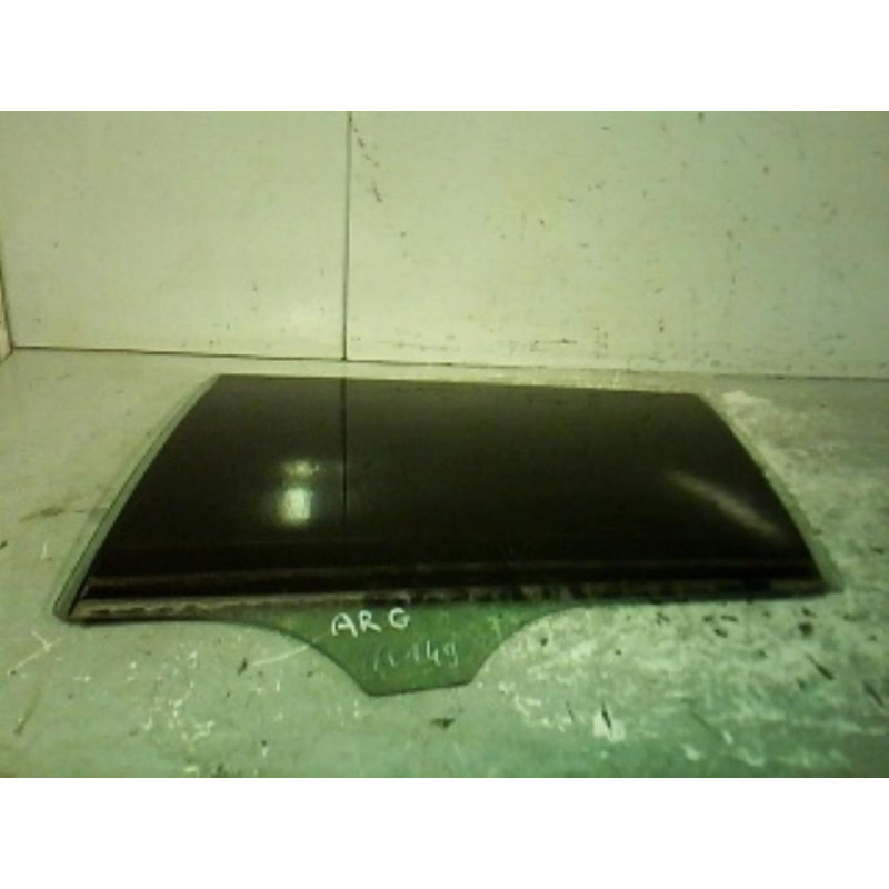 Vitre arriere gauche MERCEDES CLASSE R 251