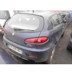 Feu arriere secondaire gauche (feux) ALFA ROMEO 147 Photo n°6