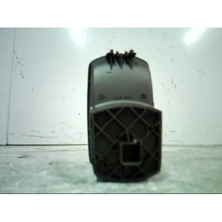 Interrupteur de leve vitre avant droit OPEL CORSA D