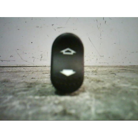 Interrupteur de leve vitre avant droit FORD FOCUS 1 Photo n°1