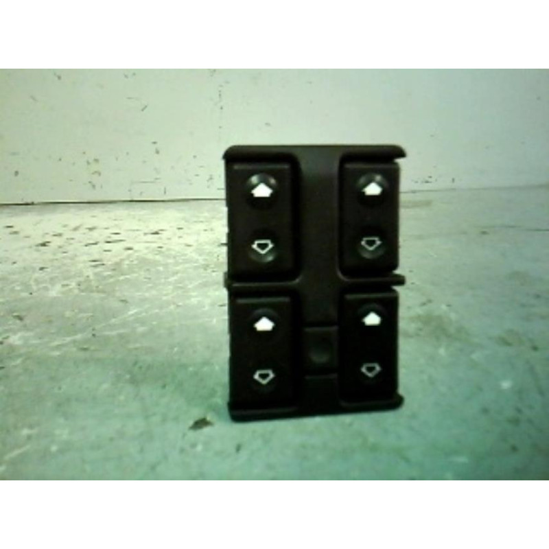 Interrupteur de leve vitre avant gauche BMW SERIE 7 E32