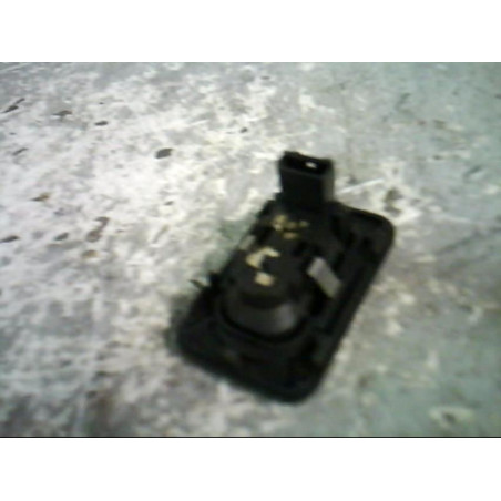 Interrupteur de leve vitre avant droit OPEL MERIVA A