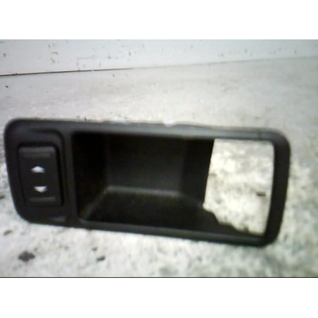 Interrupteur de leve vitre arriere droit FORD C-MAX 1 Photo n°1
