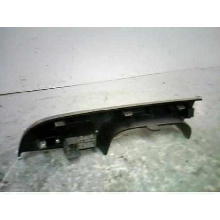 Interrupteur de leve vitre avant droit CHEVROLET KALOS