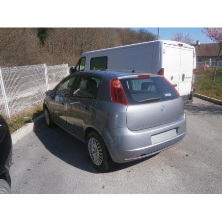 Anti brouillard gauche (feux) FIAT PUNTO EVO 3