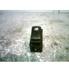 Interrupteur de leve vitre arriere gauche KIA PICANTO 1 Photo n°1