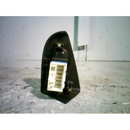 Interrupteur de leve vitre arriere gauche FIAT MAREA
