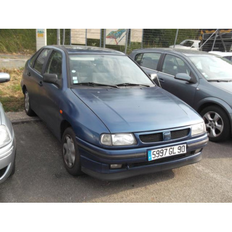 Optique avant secondaire droit (feux)(clignotant) SEAT CORDOBA 1