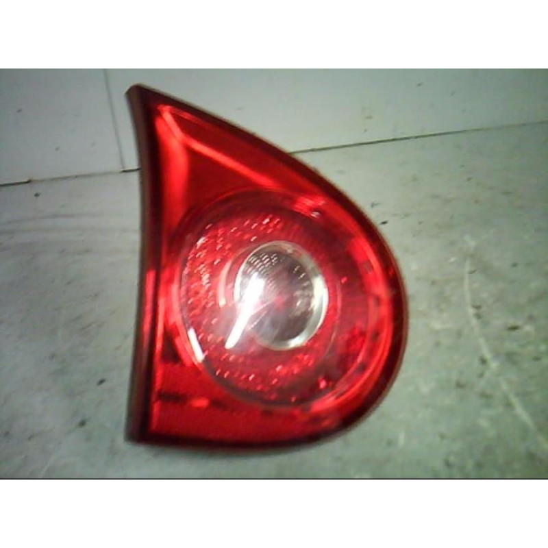 Feu arriere secondaire gauche (feux) VOLKSWAGEN GOLF 5