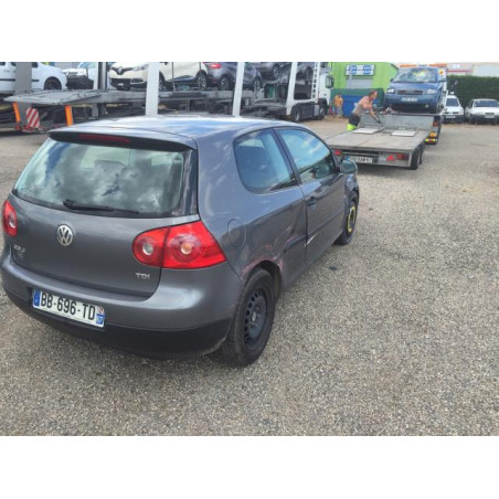 Feu arriere secondaire gauche (feux) VOLKSWAGEN GOLF 5