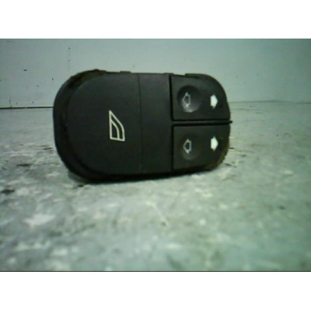 Interrupteur de leve vitre avant gauche FORD MONDEO 1 Photo n°1