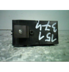 Interrupteur de leve vitre avant droit OPEL MERIVA B Photo n°1