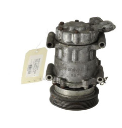 Compresseur clim RENAULT CLIO 2 CAMPUS Photo n°4