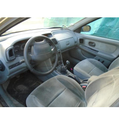 Pompe de direction RENAULT LAGUNA 1 Photo n°10