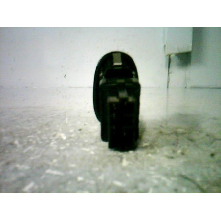 Interrupteur de leve vitre avant droit PEUGEOT 1007