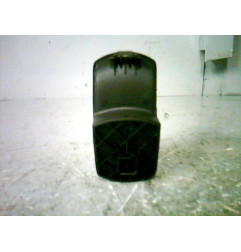 Interrupteur de leve vitre avant droit OPEL CORSA D