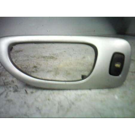 Interrupteur de leve vitre avant droit VOLKSWAGEN PASSAT 4 Photo n°1