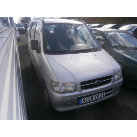 Aile avant droit DAIHATSU MOVE