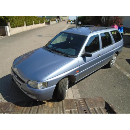 Optique avant principal gauche (feux)(phare) FORD ESCORT 6