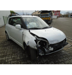 Verin de coffre SUZUKI SWIFT 3 Photo n°5