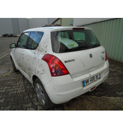 Verin de coffre SUZUKI SWIFT 3 Photo n°7