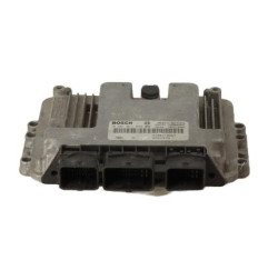 Calculateur moteur RENAULT MEGANE 2