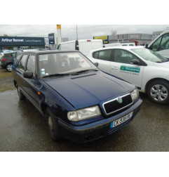 Feu arriere principal droit (feux) SKODA FELICIA Photo n°3