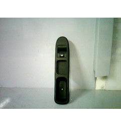 Interrupteur de leve vitre avant droit PEUGEOT 307 Photo n°1