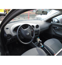 Verin de coffre SEAT IBIZA 3 Photo n°7