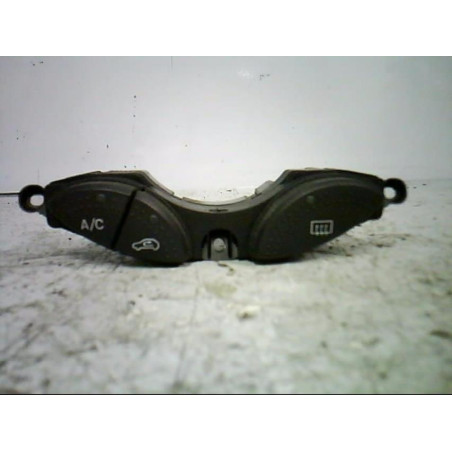 Commande degivrage lunette arriere FORD FOCUS 1 Photo n°1