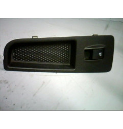 Interrupteur de leve vitre avant droit FIAT BRAVO 2 Photo n°1