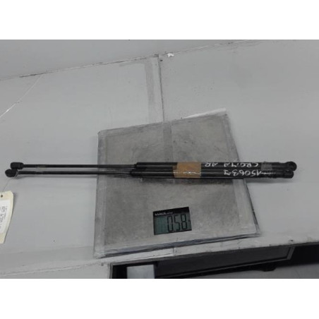 Verin de coffre FIAT CROMA 2 Photo n°1